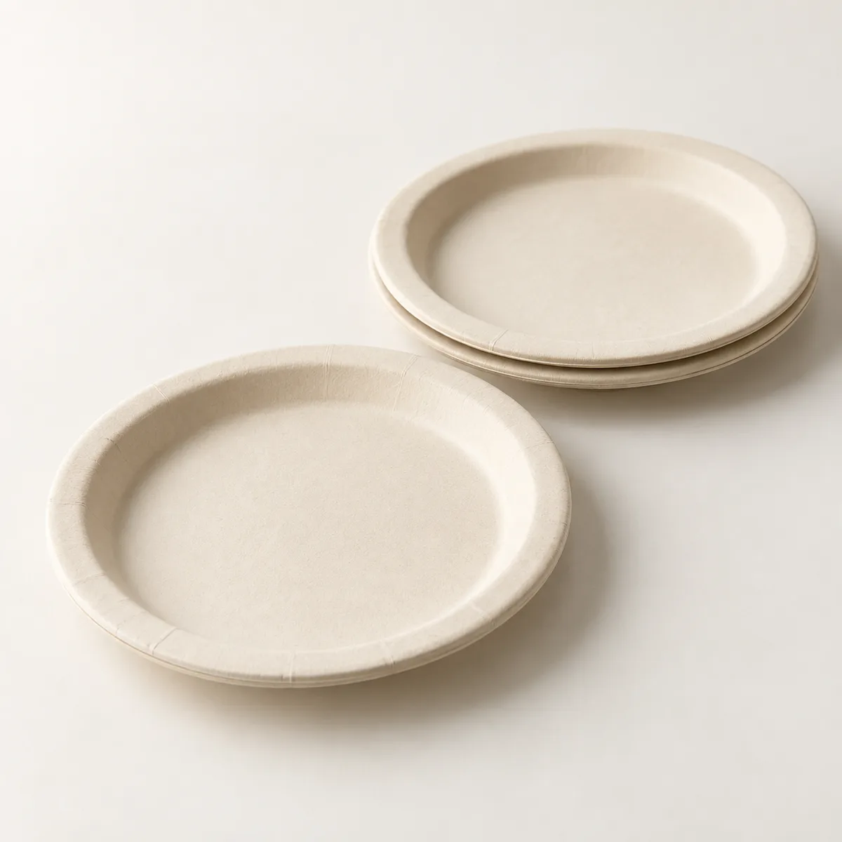 Round dessert paper plates — Paper plates product concept / 圆形甜点纸盘,纸盘产品示意图